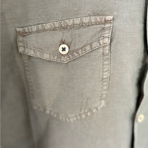 Tommy Bahama Men's Casual Tan Button Down Shirt - Picture 2 of 11